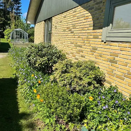 Feriehus-gammel Byvej, Vrensted * Lokken