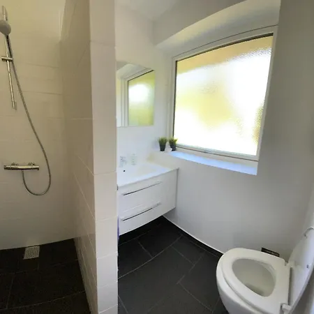 Feriehus-gammel Byvej, Vrensted * Lokken